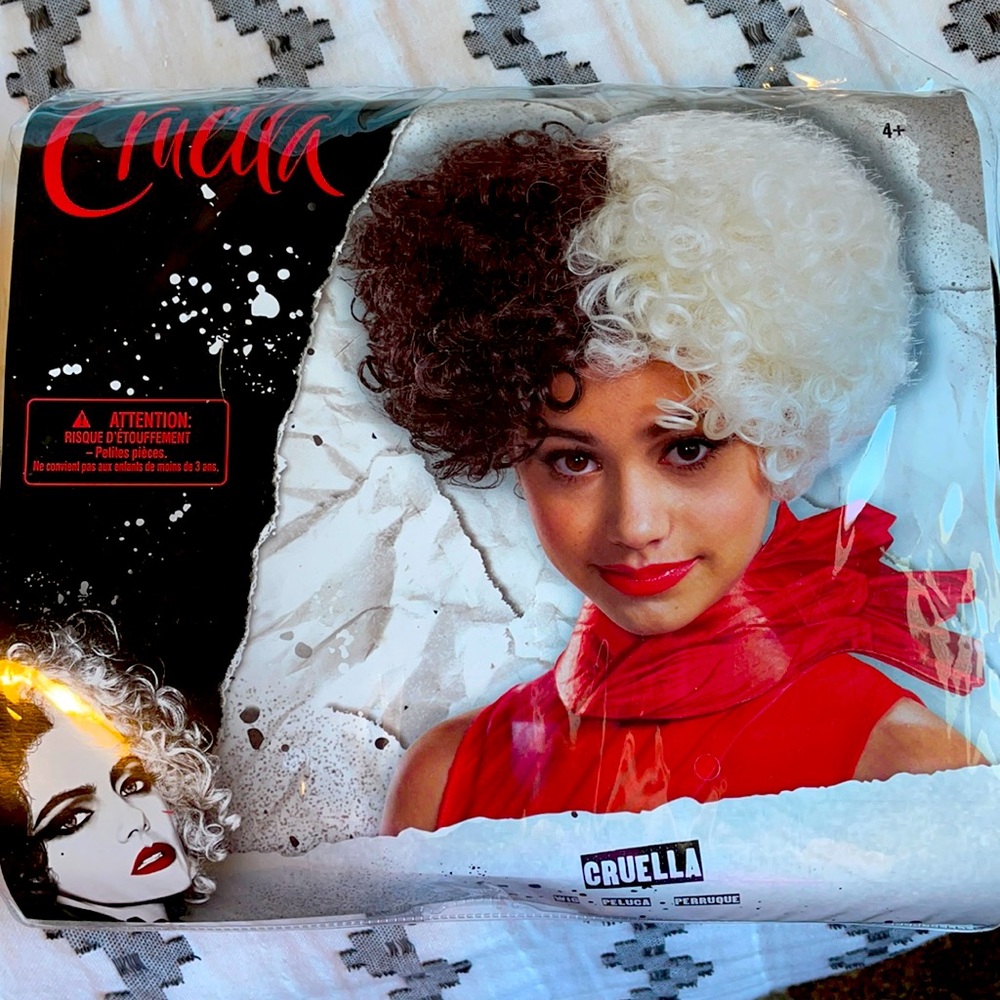 NWT Cruella Wig for Tweens from Disney